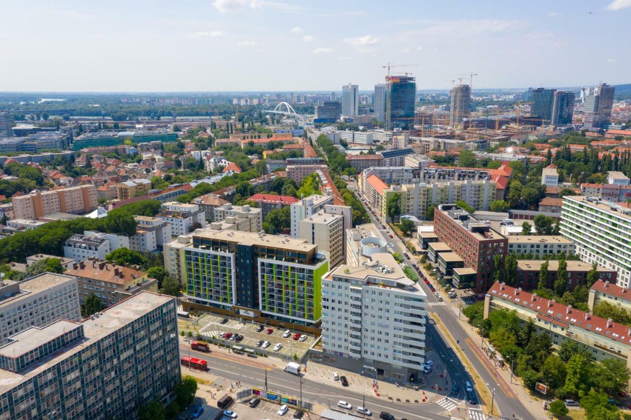 Lam Moon - Ac - Terrace Apartment Bratislava Ngoại thất bức ảnh